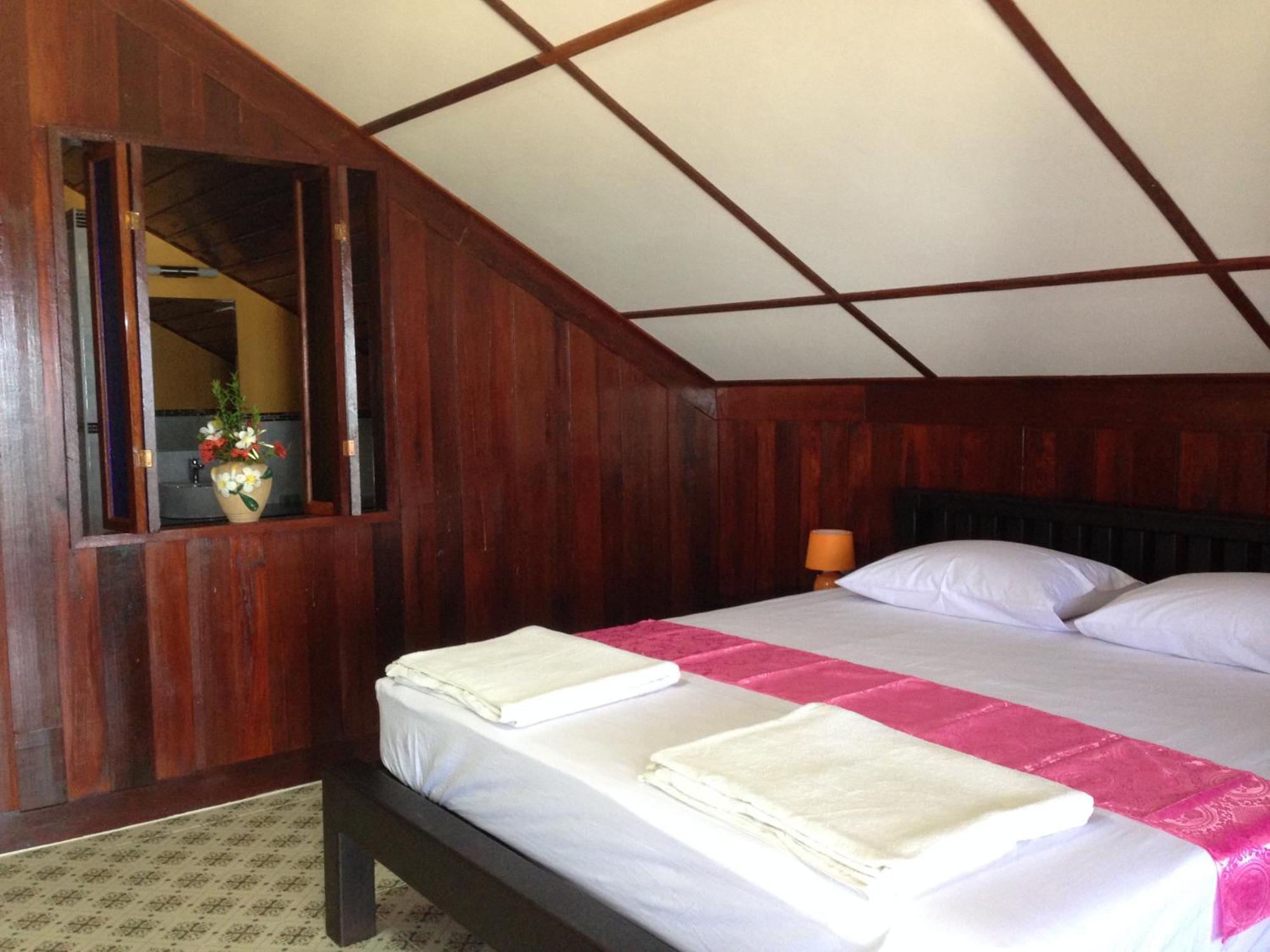Sea Breeze House, Naiplao Beach Khanom Quarto foto