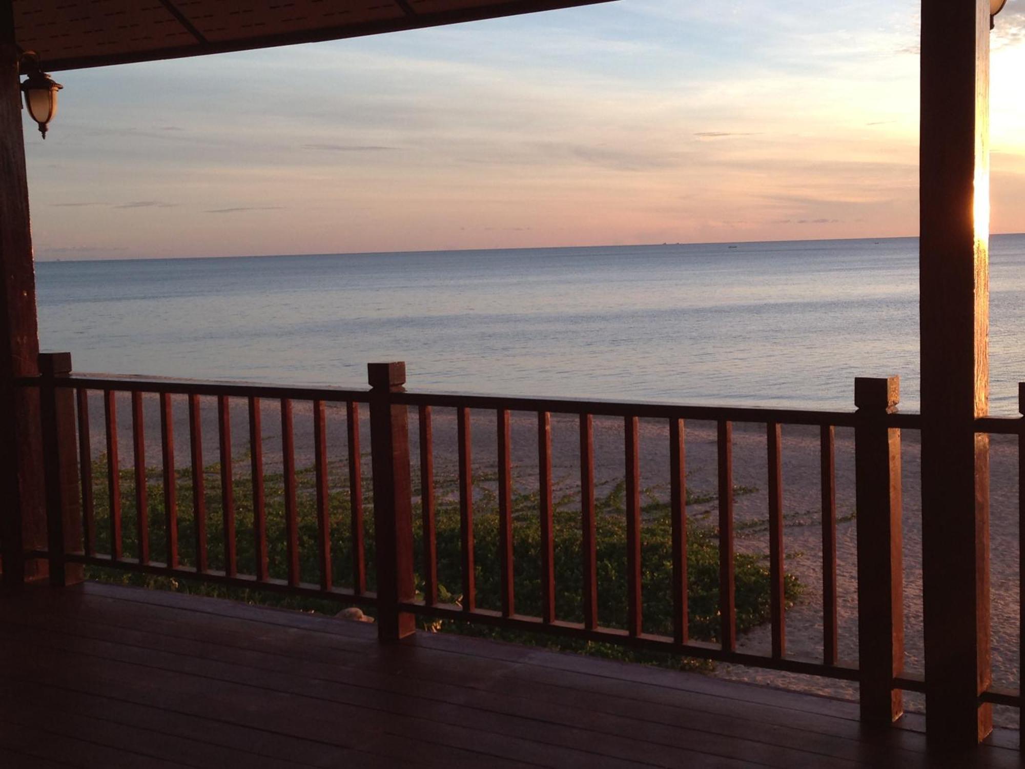 Sea Breeze House, Naiplao Beach Khanom Quarto foto