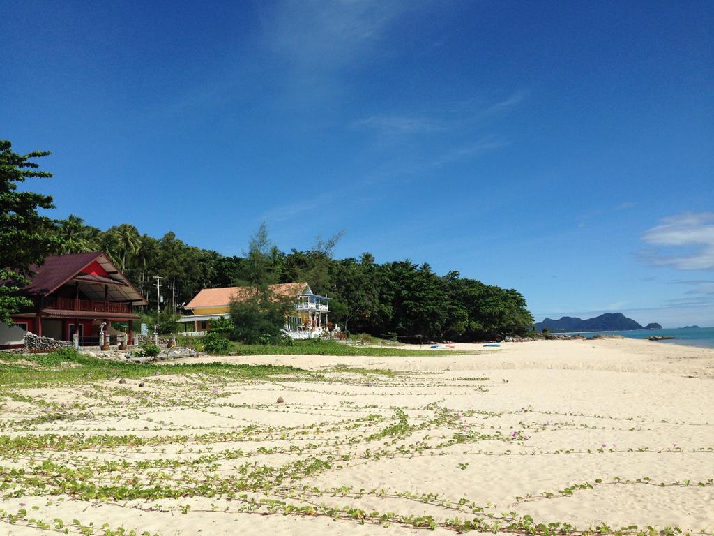 Sea Breeze House, Naiplao Beach Khanom Quarto foto