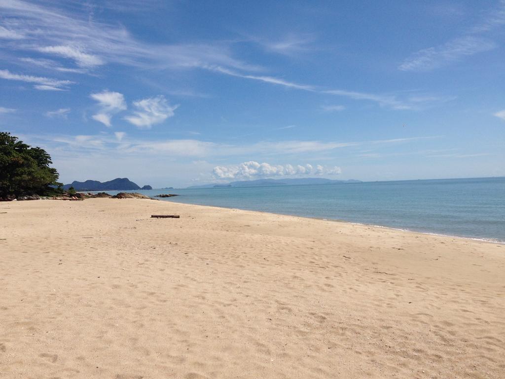 Sea Breeze House, Naiplao Beach Khanom Quarto foto