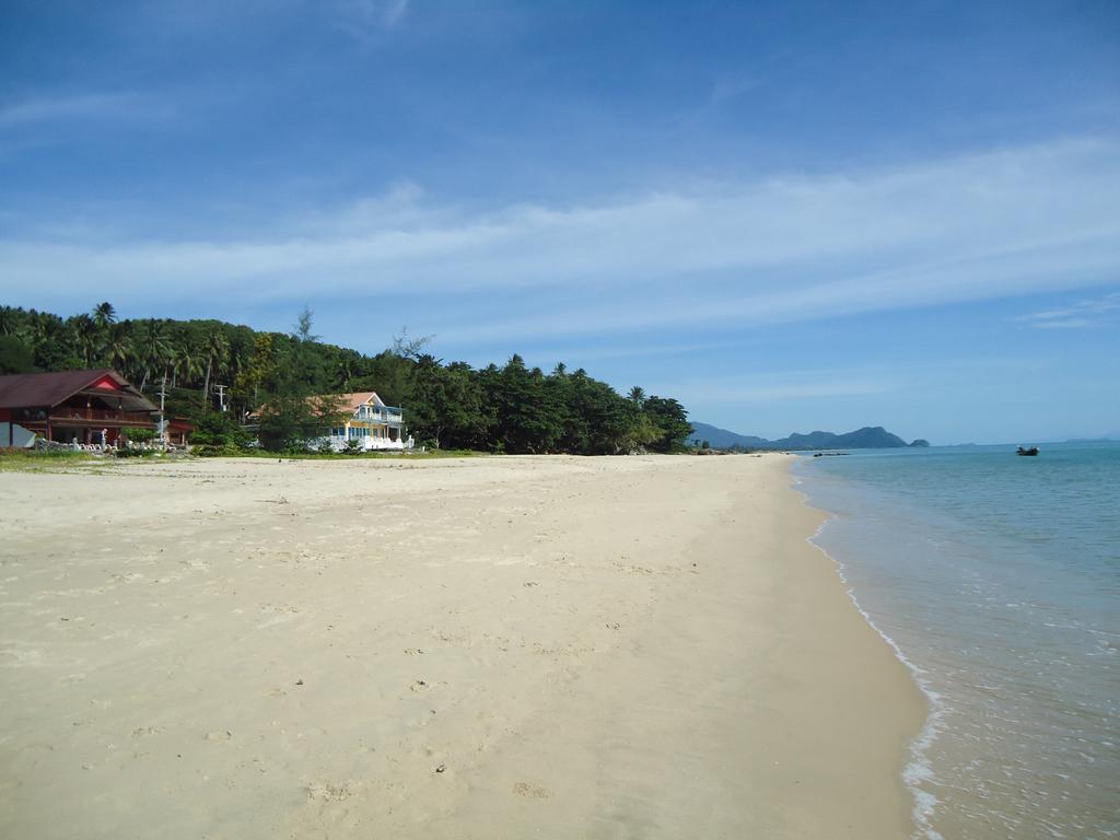 Sea Breeze House, Naiplao Beach Khanom Exterior foto