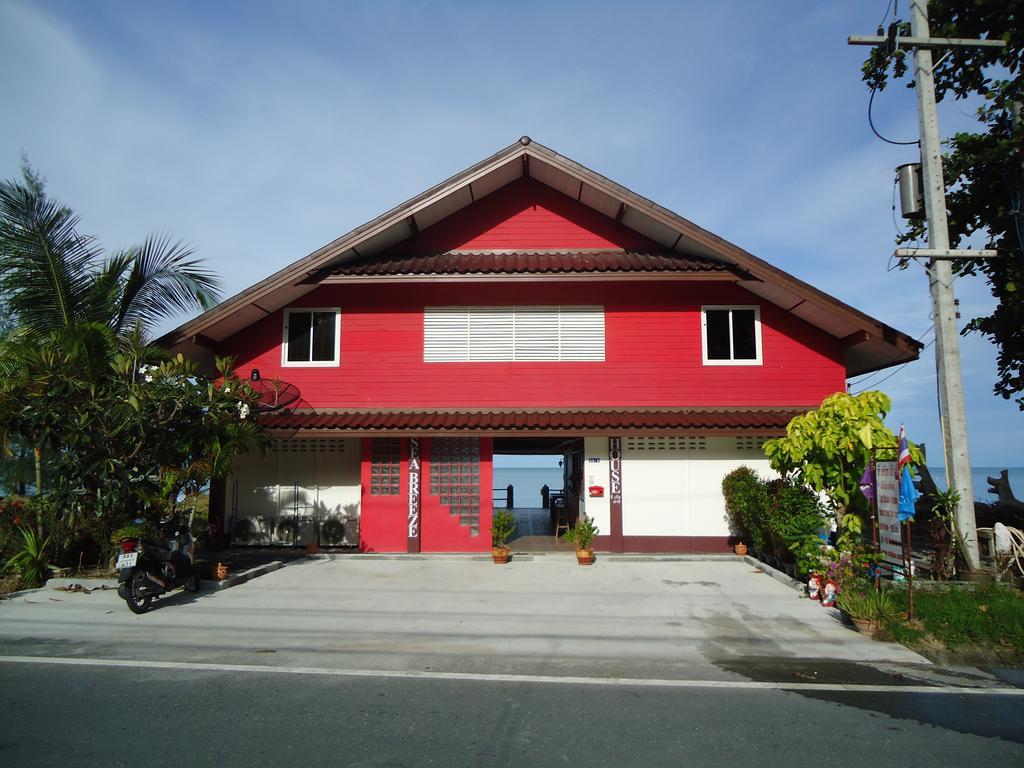 Sea Breeze House, Naiplao Beach Khanom Exterior foto