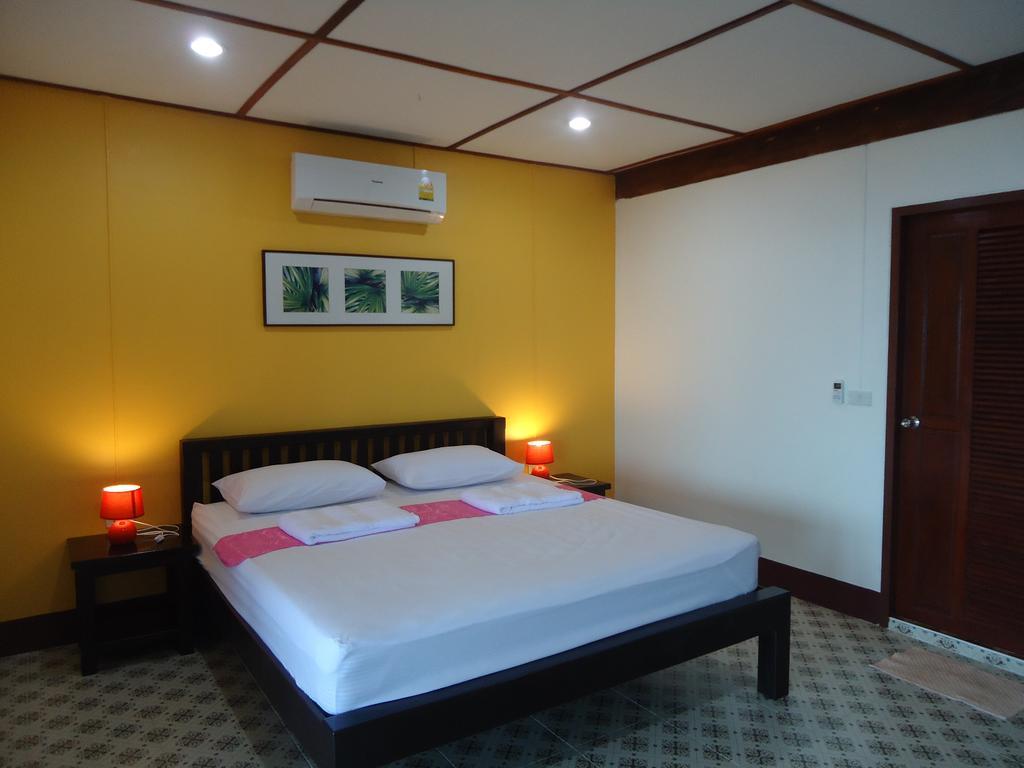 Sea Breeze House, Naiplao Beach Khanom Exterior foto