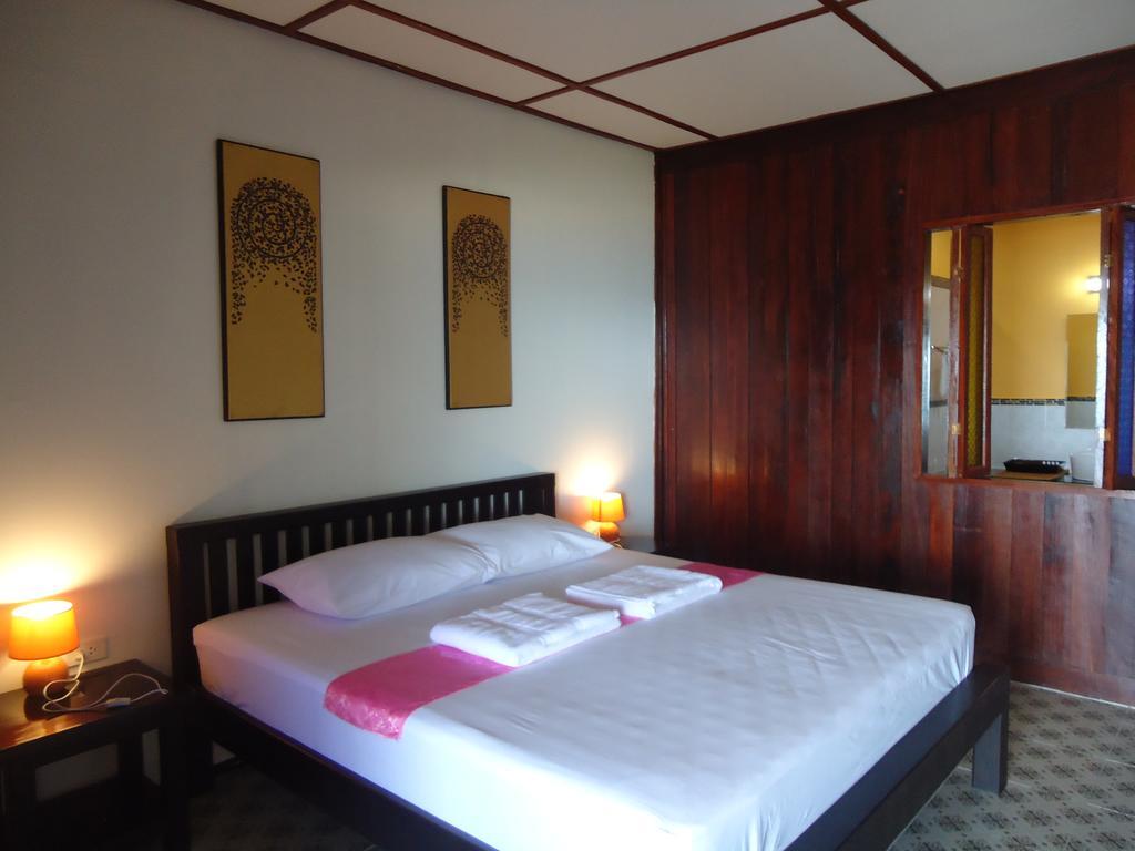 Sea Breeze House, Naiplao Beach Khanom Exterior foto